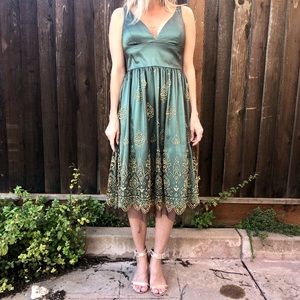 Adrianna Papell green dress
